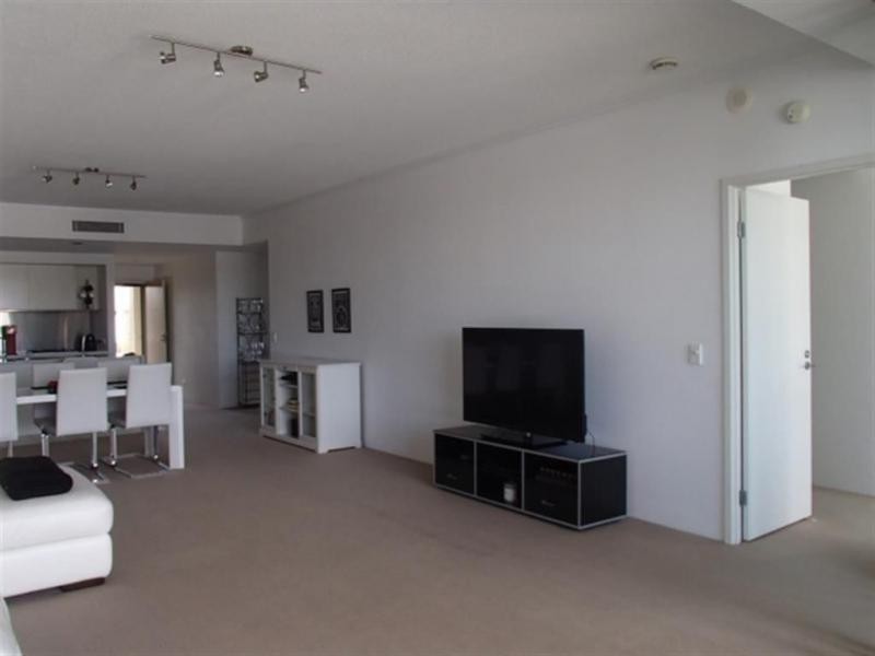 Hope Island QLD 4212