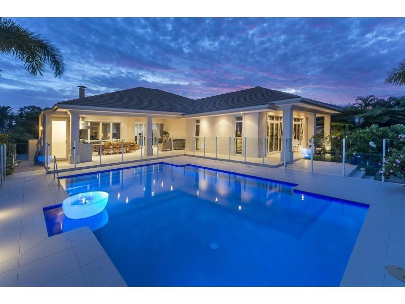 3108 Riverleigh Drive, Hope Island QLD 4212