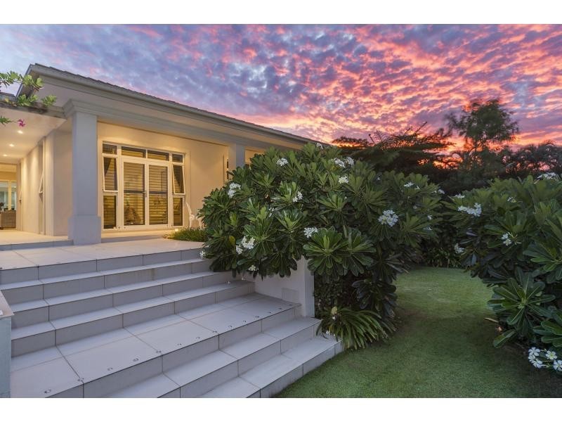 3108 Riverleigh Drive, Hope Island QLD 4212