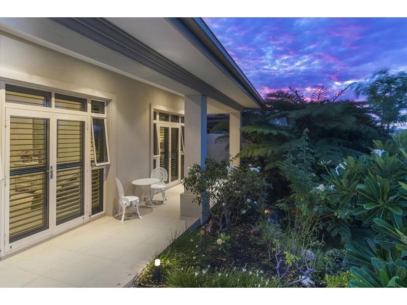 3108 Riverleigh Drive, Hope Island QLD 4212