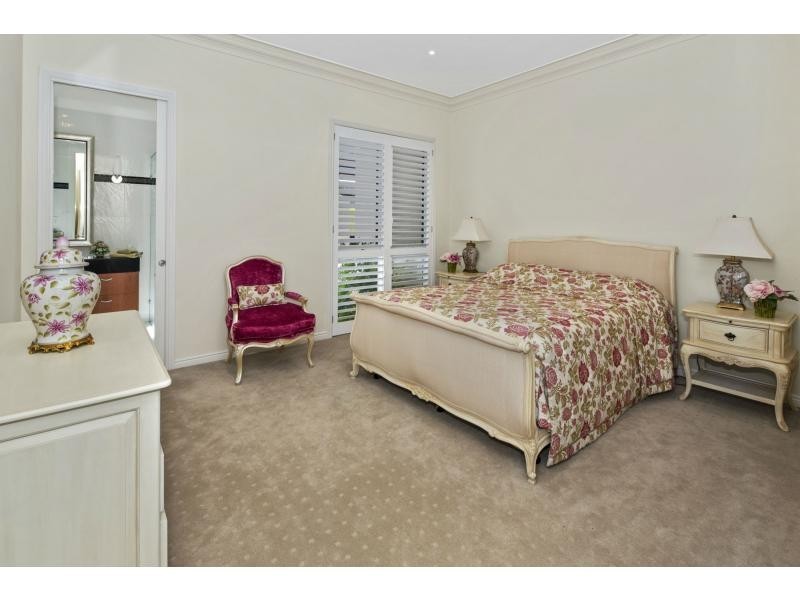 3108 Riverleigh Drive, Hope Island QLD 4212