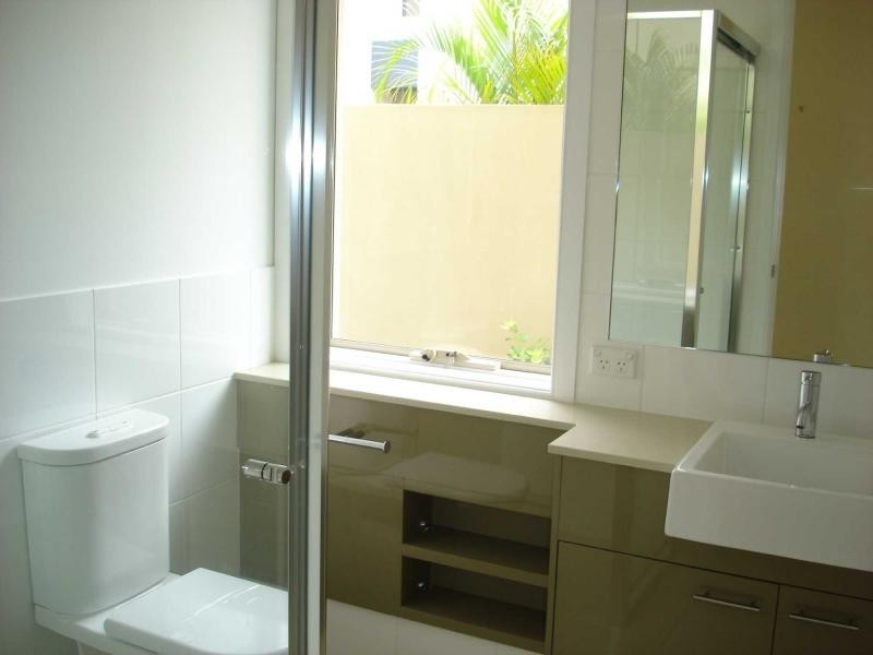 Hope Island QLD 4212