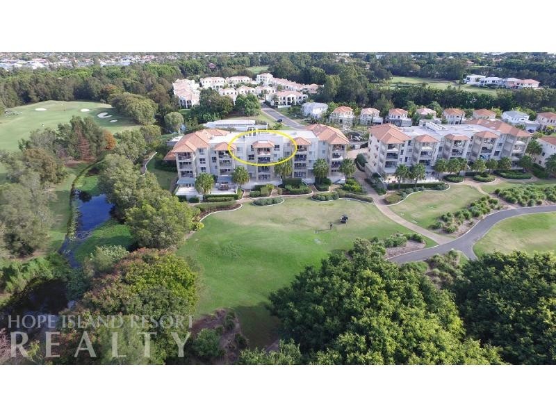 8438 Magnolia Drive East, Hope Island QLD 4212