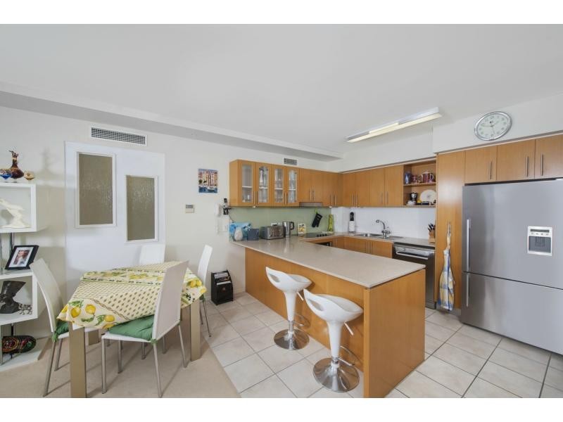 8438 Magnolia Drive East, Hope Island QLD 4212