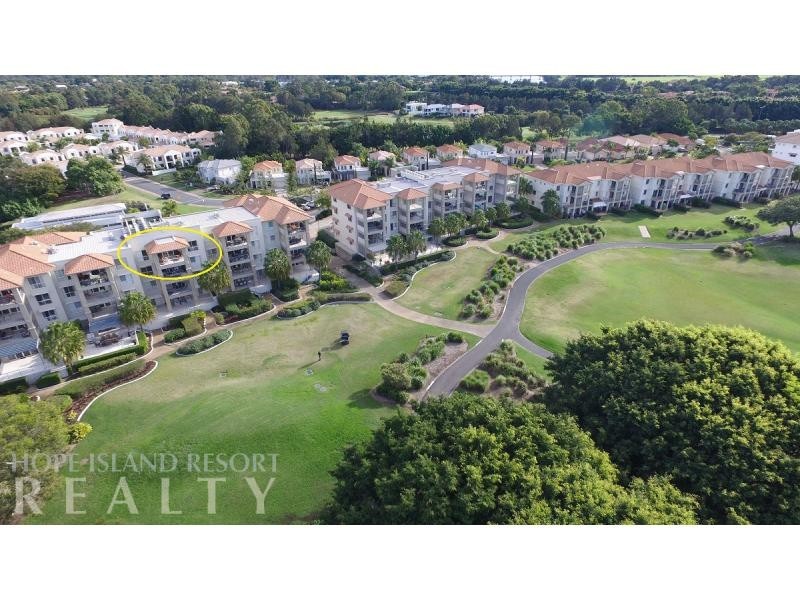 8438 Magnolia Drive East, Hope Island QLD 4212