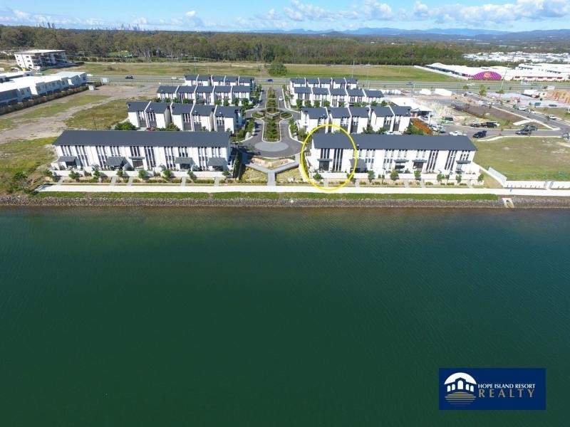 20/126 Marina Quays Boulevard, Hope Island QLD 4212