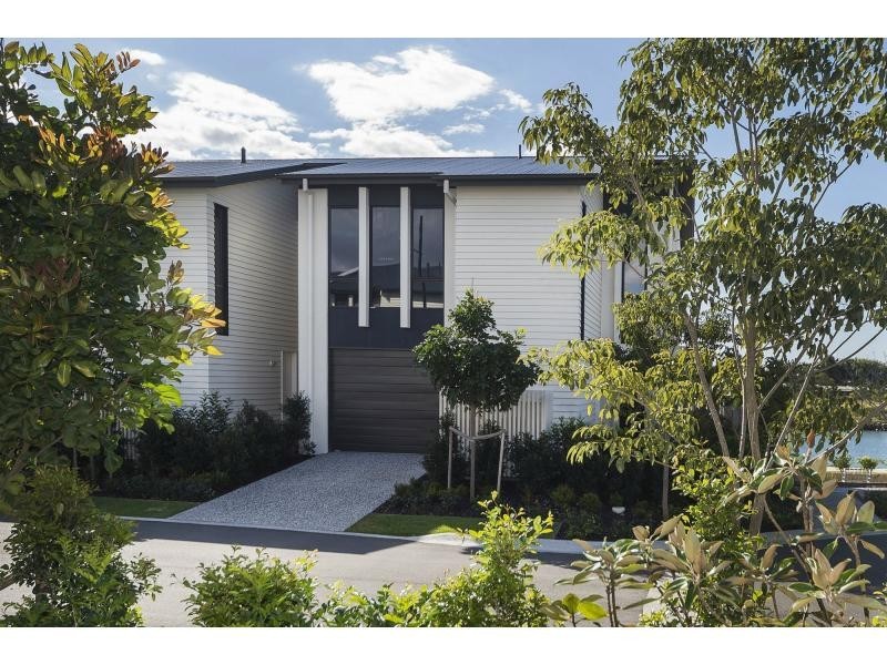 20/126 Marina Quays Boulevard, Hope Island QLD 4212