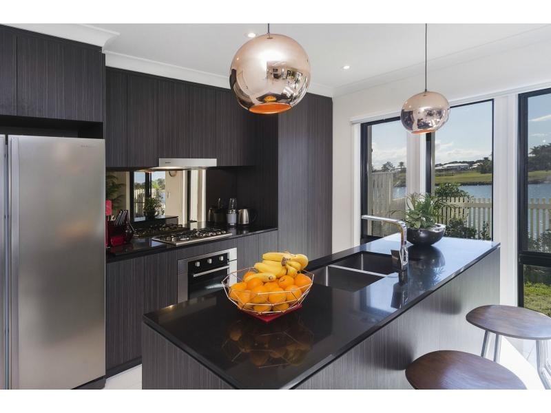 20/126 Marina Quays Boulevard, Hope Island QLD 4212