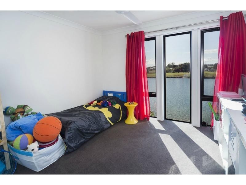 20/126 Marina Quays Boulevard, Hope Island QLD 4212