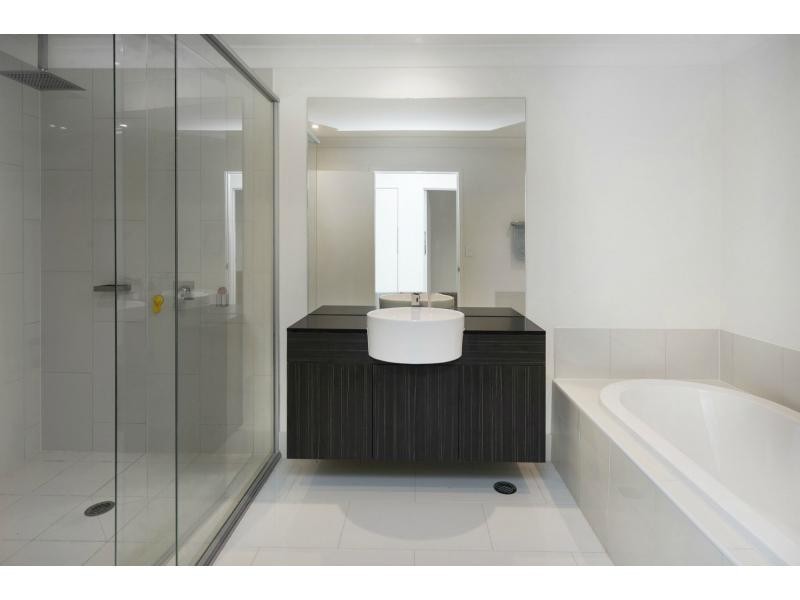 20/126 Marina Quays Boulevard, Hope Island QLD 4212