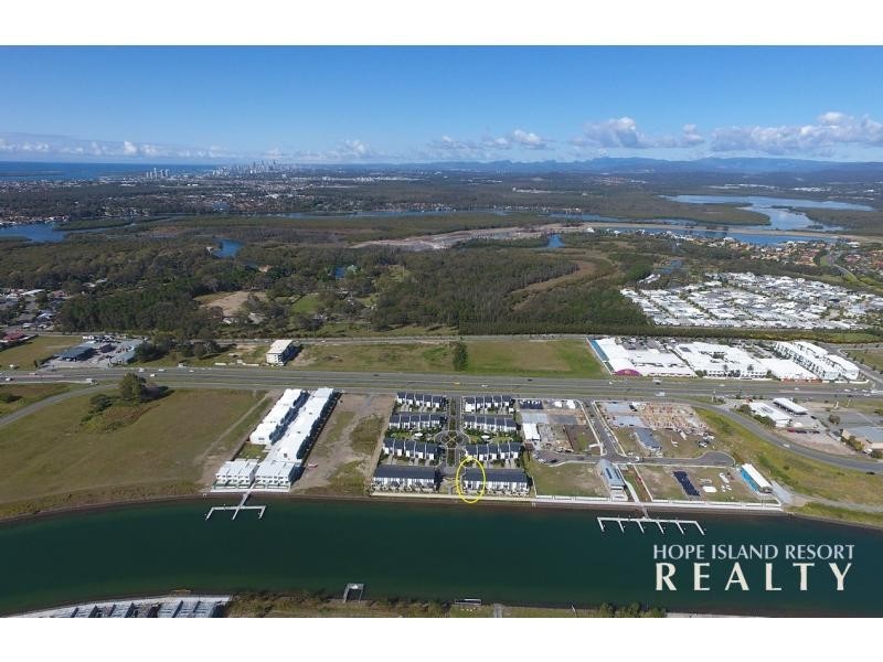 20/126 Marina Quays Boulevard, Hope Island QLD 4212