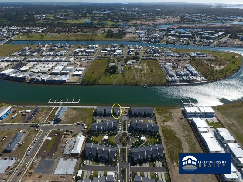 20/126 Marina Quays Boulevard, Hope Island QLD 4212