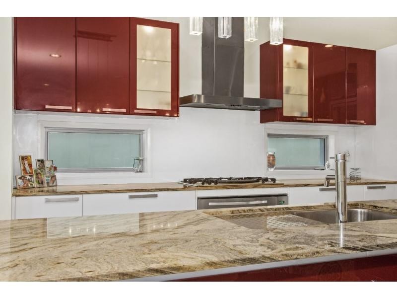 14 Quayside Drive, Helensvale QLD 4212