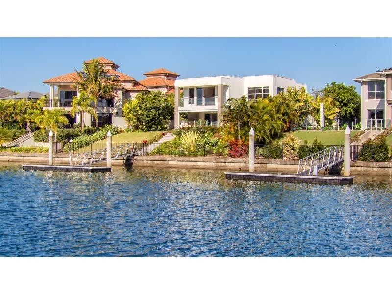 2203 Taromeo Court, Hope Island QLD 4212