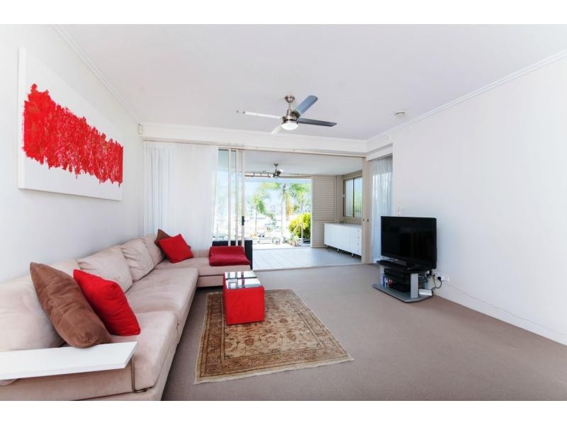 Hope Island QLD 4212