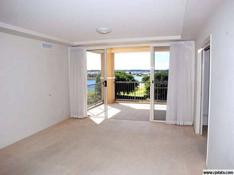 Hope Island QLD 4212