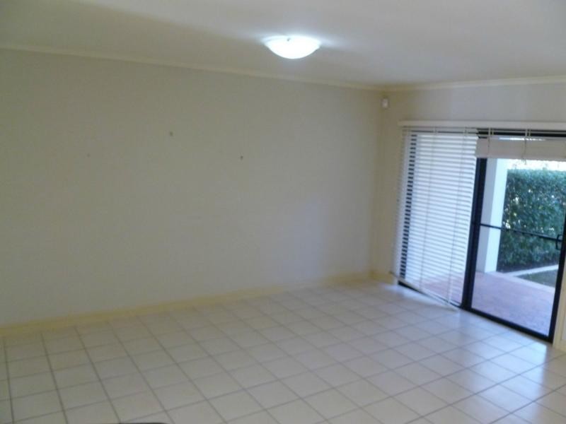 Hope Island QLD 4212