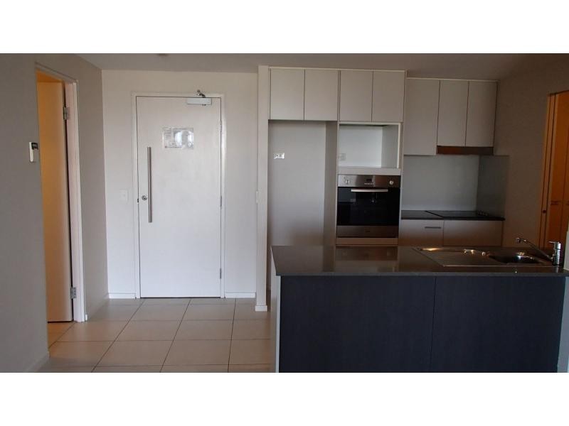Hope Island QLD 4212
