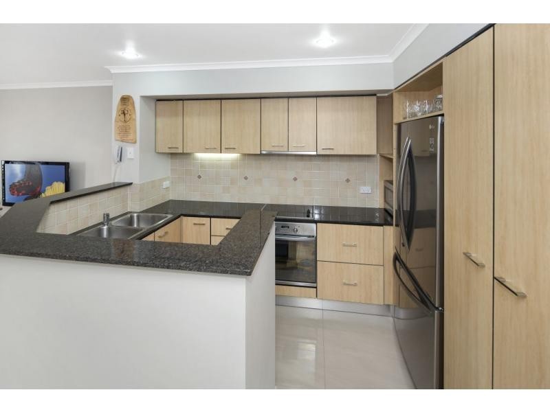 8893 Magnolia Drive East, Hope Island QLD 4212