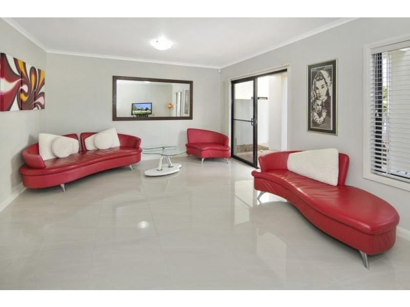 8893 Magnolia Drive East, Hope Island QLD 4212