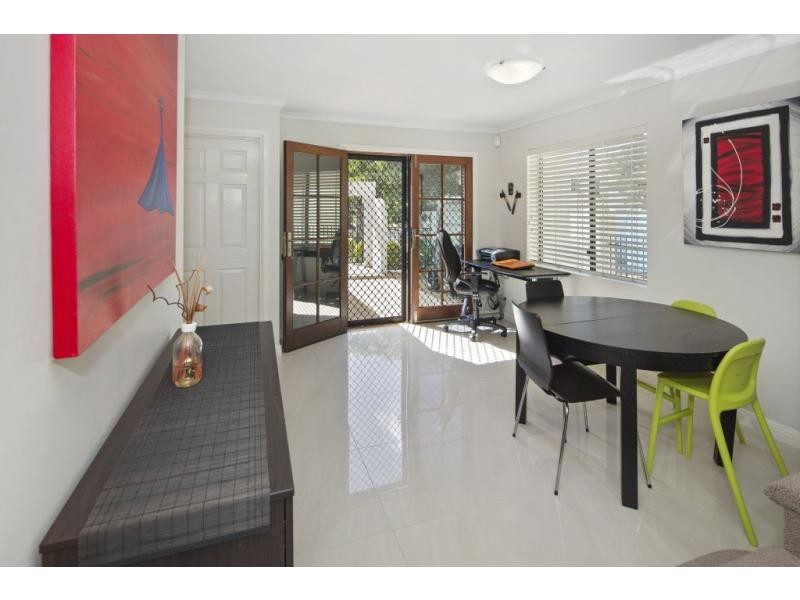 8893 Magnolia Drive East, Hope Island QLD 4212