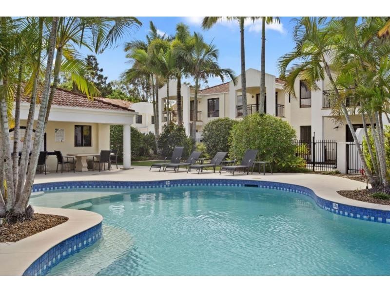 8893 Magnolia Drive East, Hope Island QLD 4212