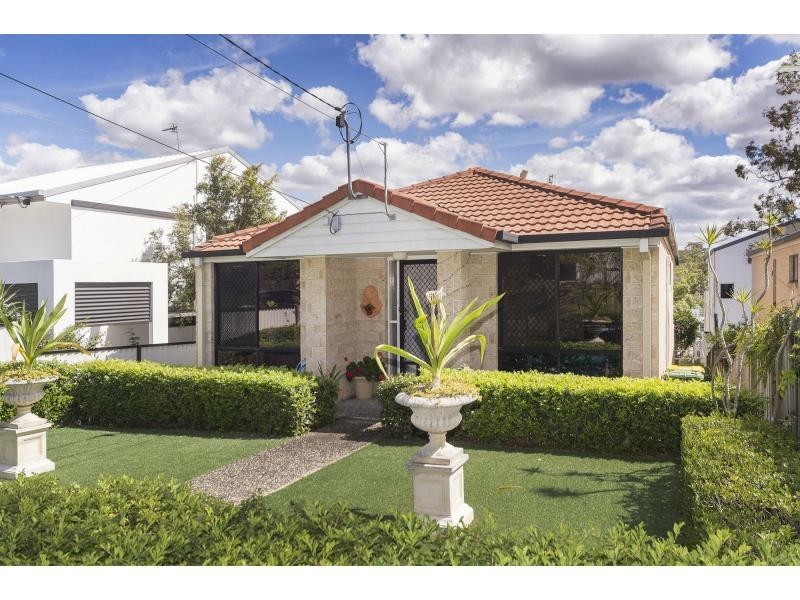 10 Buliti Street, Hope Island QLD 4212