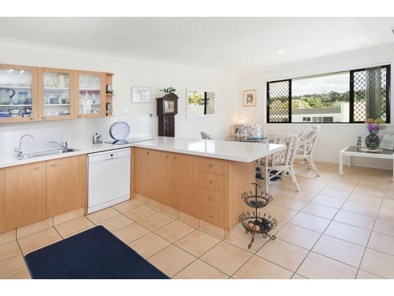 10 Buliti Street, Hope Island QLD 4212