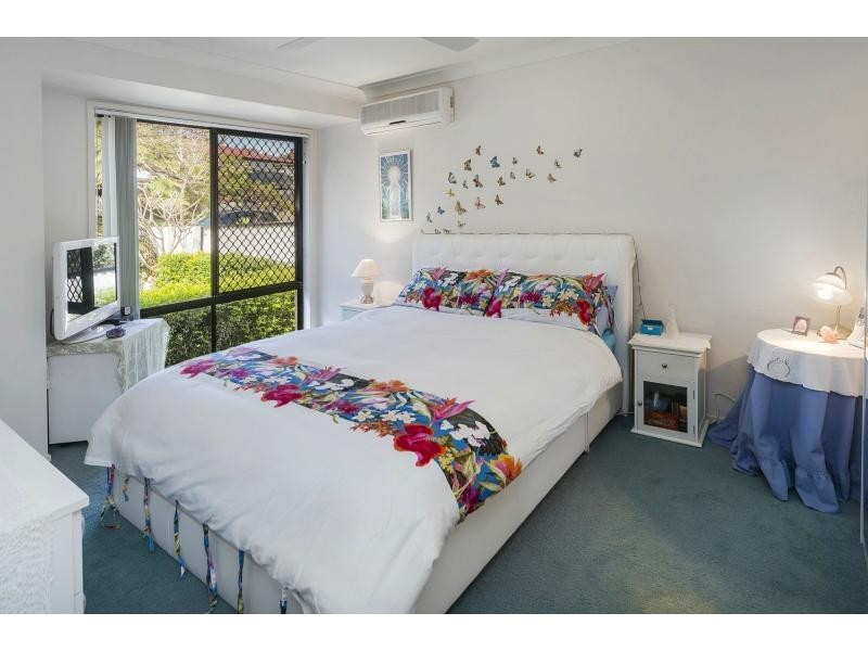 10 Buliti Street, Hope Island QLD 4212