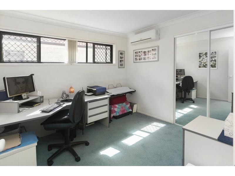 10 Buliti Street, Hope Island QLD 4212