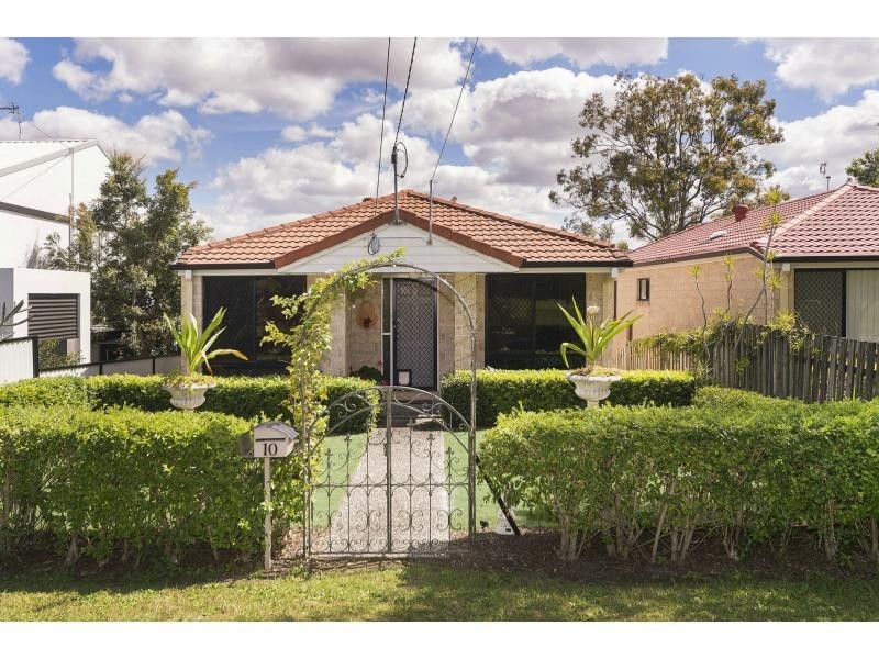 10 Buliti Street, Hope Island QLD 4212