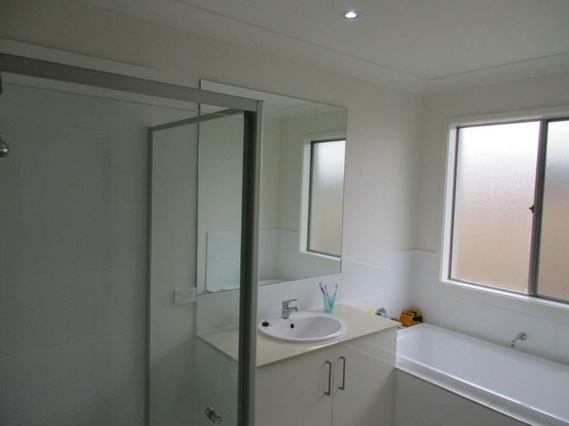 Hope Island QLD 4212