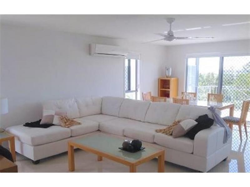 1/3 Hancox Place, Robina QLD 4226