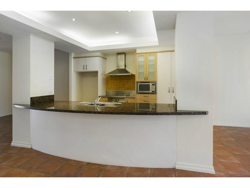 3263 Palladian Drive, Hope Island QLD 4212