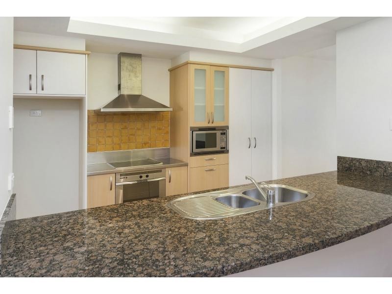 3263 Palladian Drive, Hope Island QLD 4212