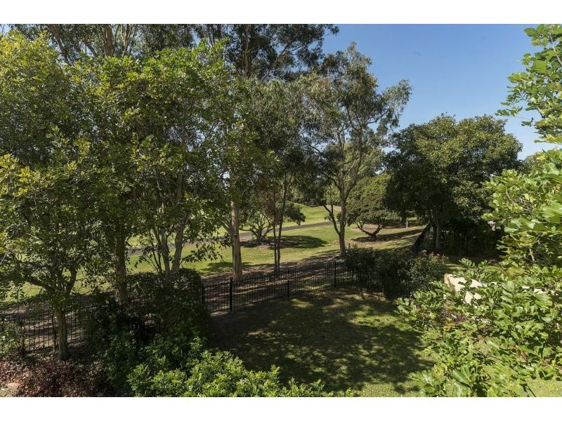 3263 Palladian Drive, Hope Island QLD 4212