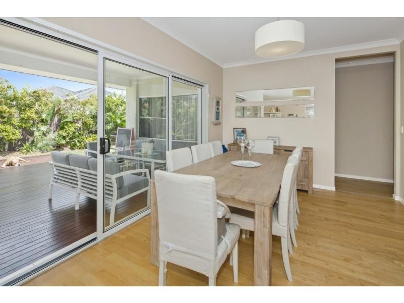 50 Southaven Drive, Helensvale QLD 4212