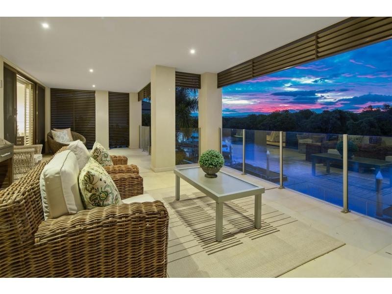 2507 Cressbrook Drive, Hope Island QLD 4212