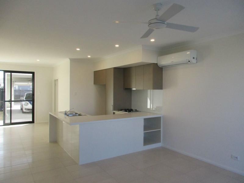 Hope Island QLD 4212