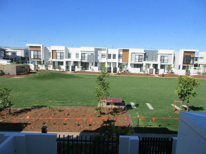 Hope Island QLD 4212