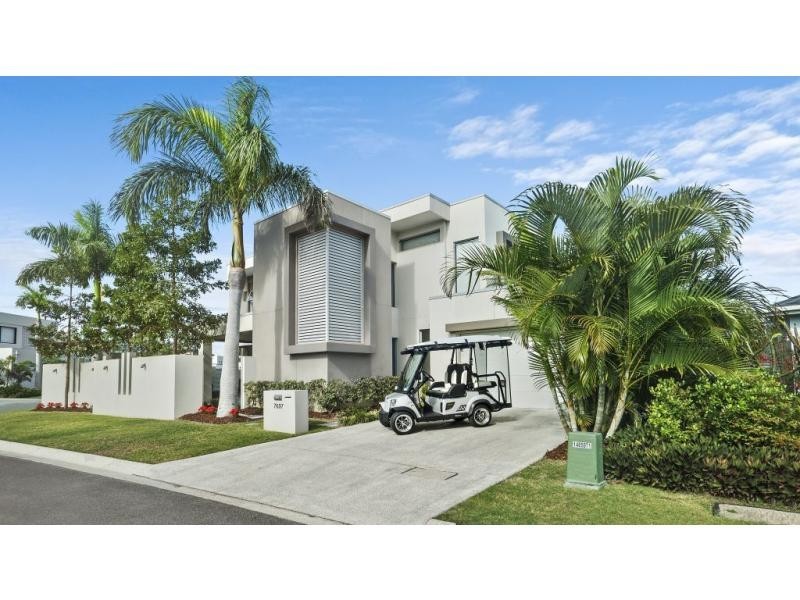 7697 Fairway Boulevard, Hope Island QLD 4212