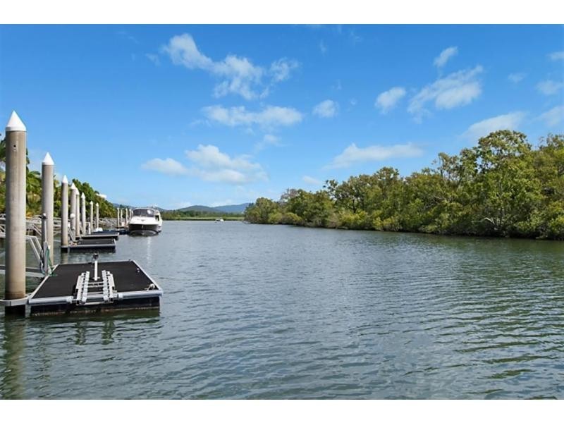 2345 Cressbrook Drive, Hope Island QLD 4212