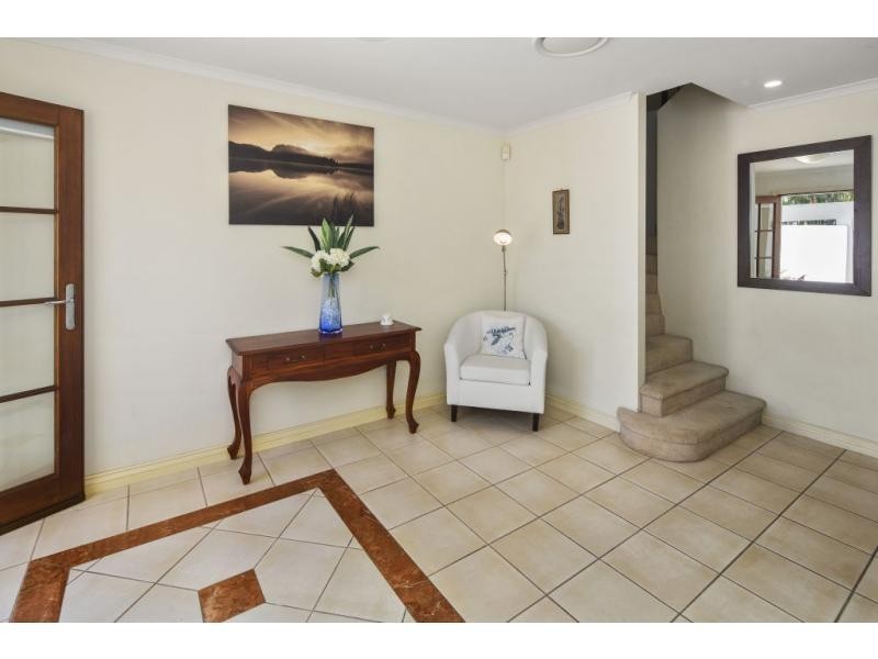 8856 Magnolia Drive, Hope Island QLD 4212