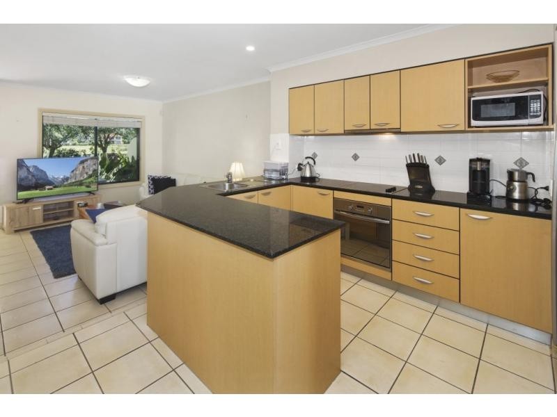 8856 Magnolia Drive, Hope Island QLD 4212