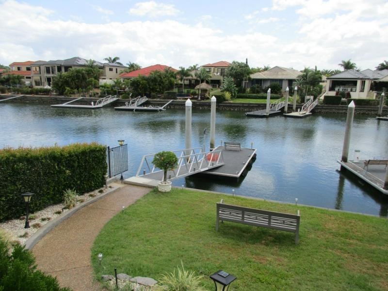 Hope Island QLD 4212