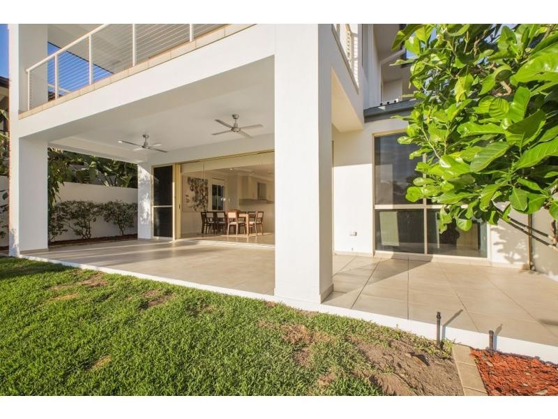 7402 Ellensbrook Drive, Hope Island QLD 4212