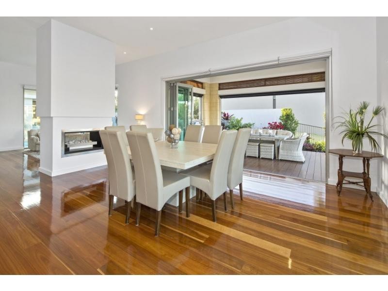 6195 Bolsena Circuit, Hope Island QLD 4212