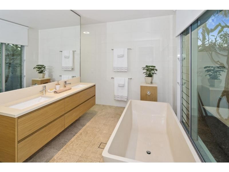 6195 Bolsena Circuit, Hope Island QLD 4212