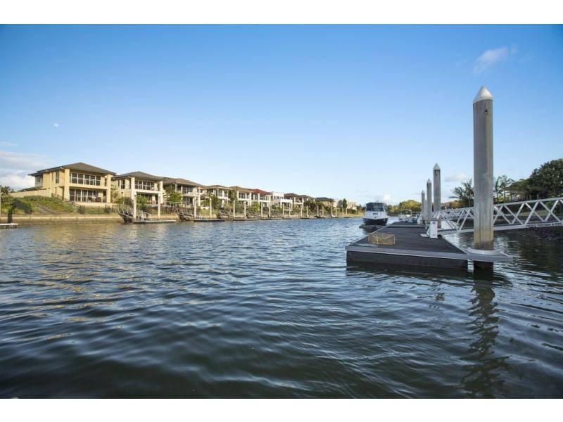 6195 Bolsena Circuit, Hope Island QLD 4212