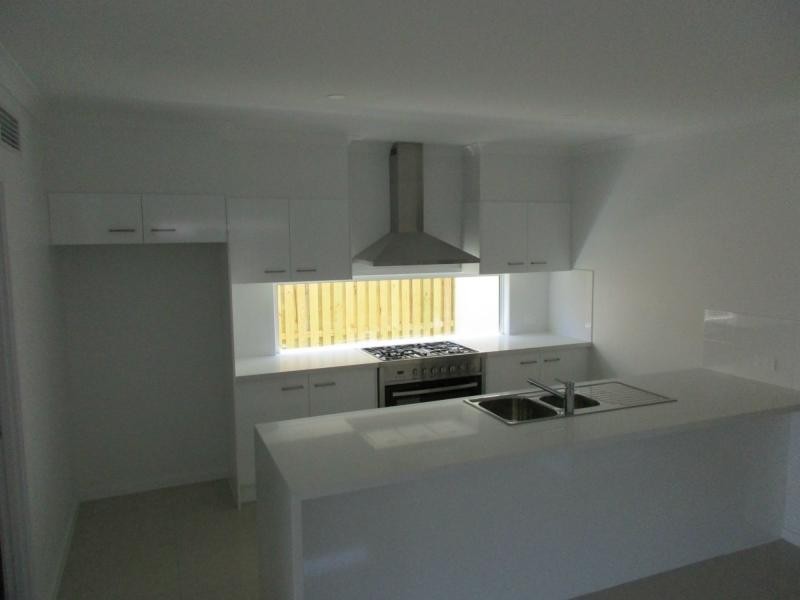 Hope Island QLD 4212